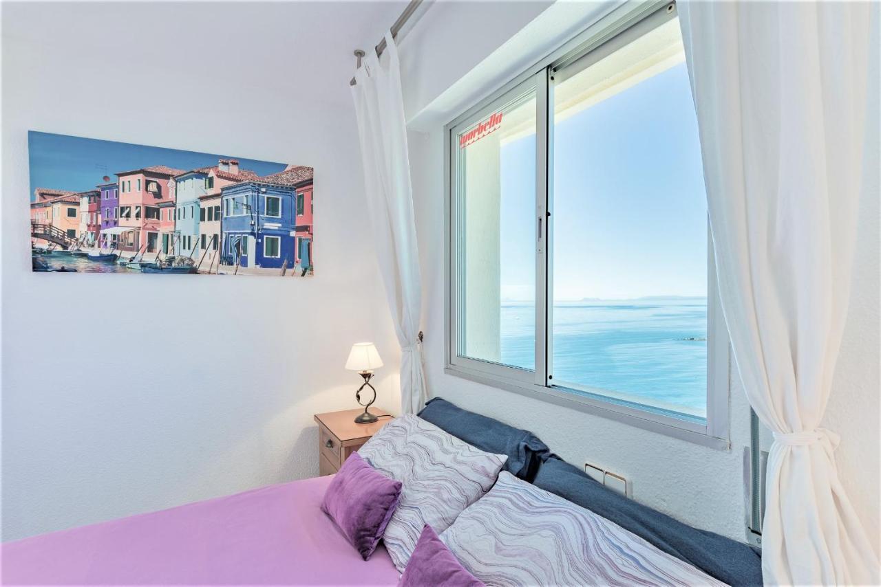 Beachfront Center * Marbellac
